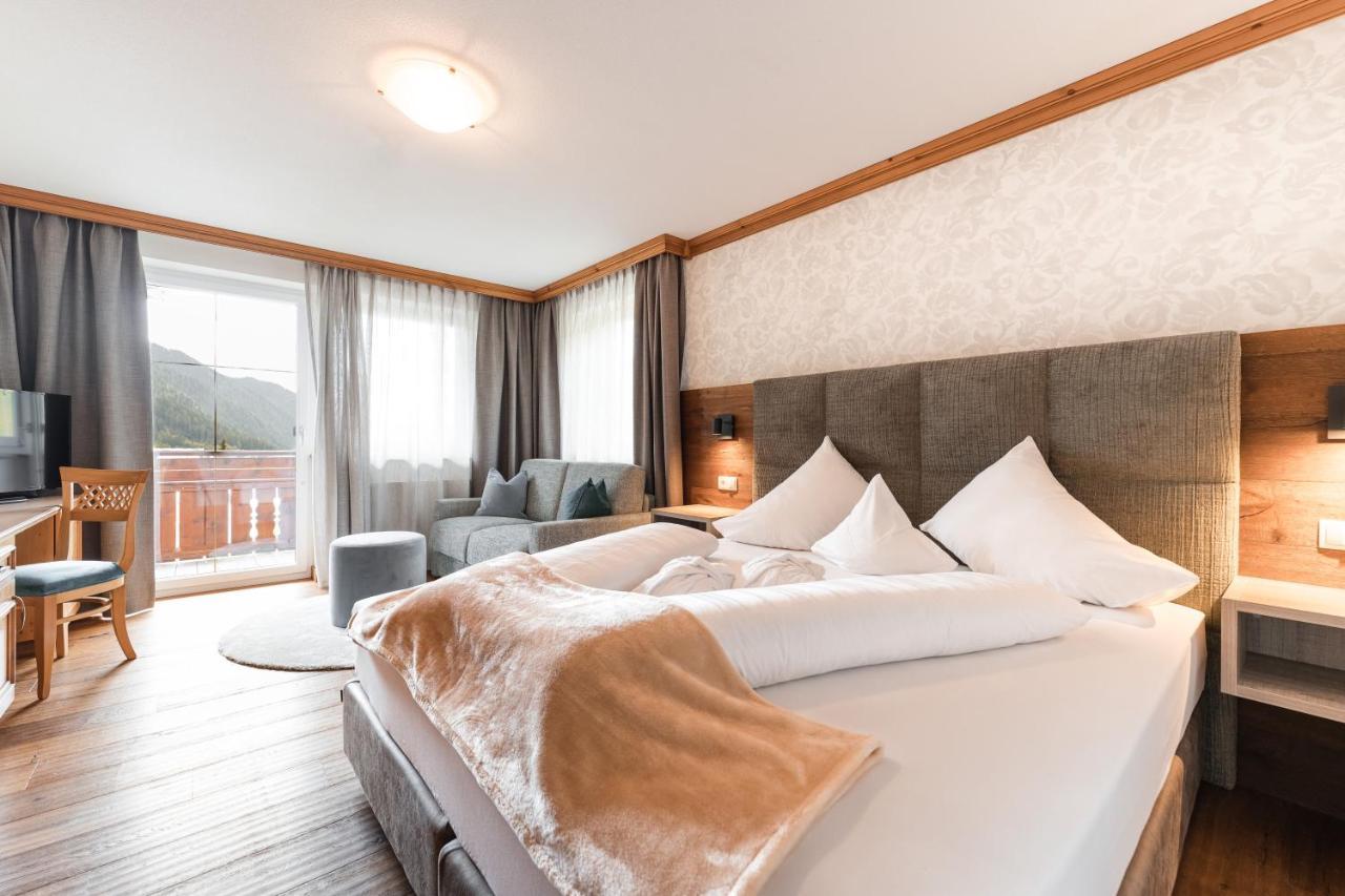 Vitalpina Hotel Magdalenahof Santa Maddalena in Casies Εξωτερικό φωτογραφία