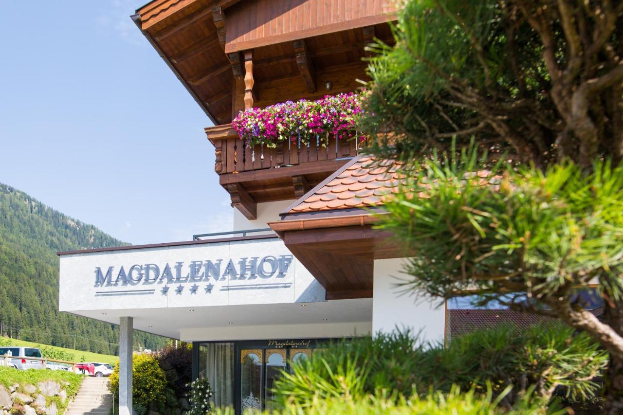 Vitalpina Hotel Magdalenahof Santa Maddalena in Casies Εξωτερικό φωτογραφία